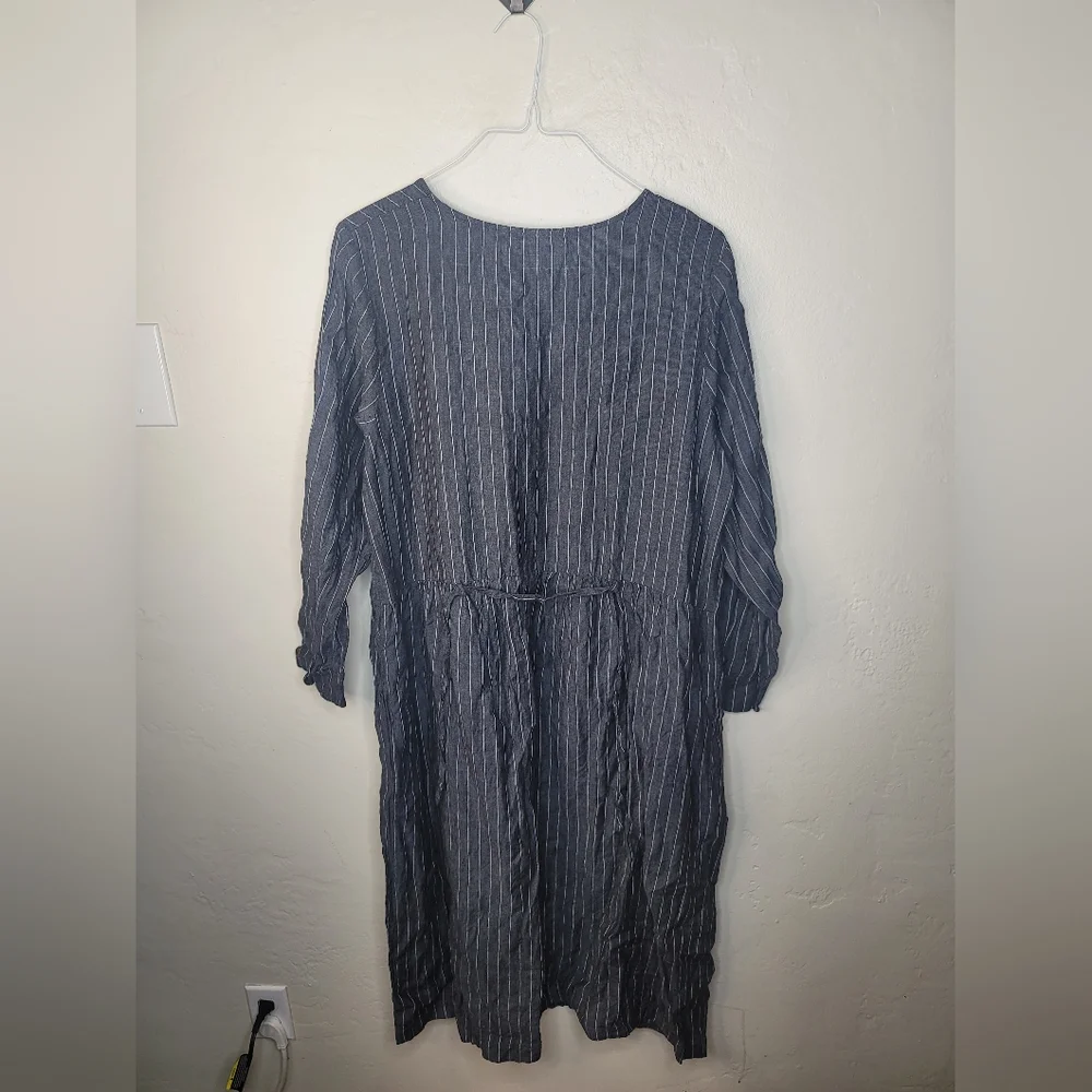 Relaxed Navy Pinstripe Midi Dress - Picture 2 of 5